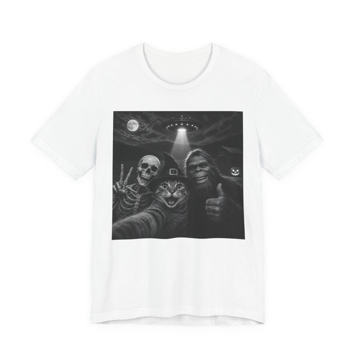 Bigfoot Alien Cat Selfie Funny T-Shirt in White